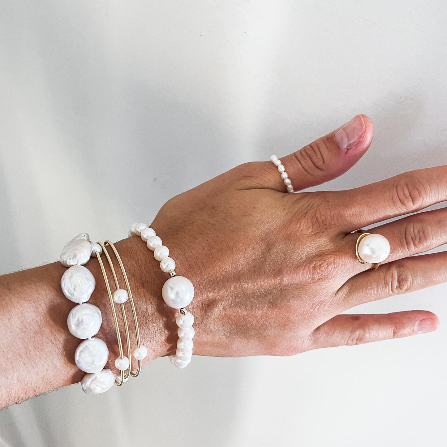 Bandama - Freshwater Pearl Stretch Bracelet