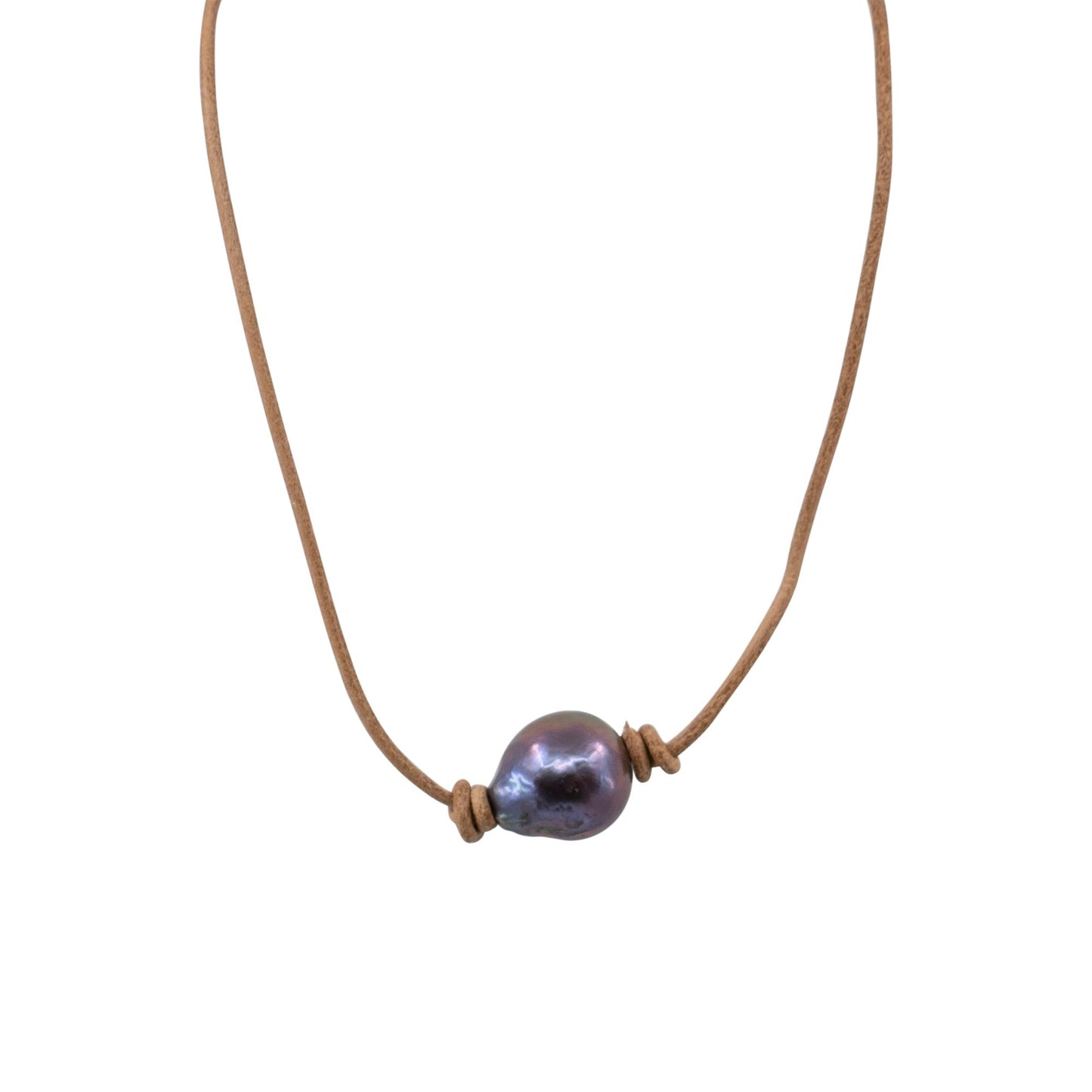 Lorena - Freshwater Pearl Leather Necklace