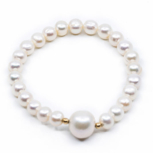 Bandama - Freshwater Pearl Stretch Bracelet