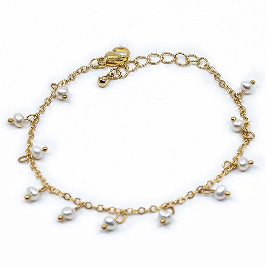 Nyasa - Gold-Tone Petite Paperclip Freshwater Pearl Bracelet