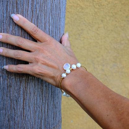 Valencia - Gold-Tone Freshwater Pearl Stretch Bracelet