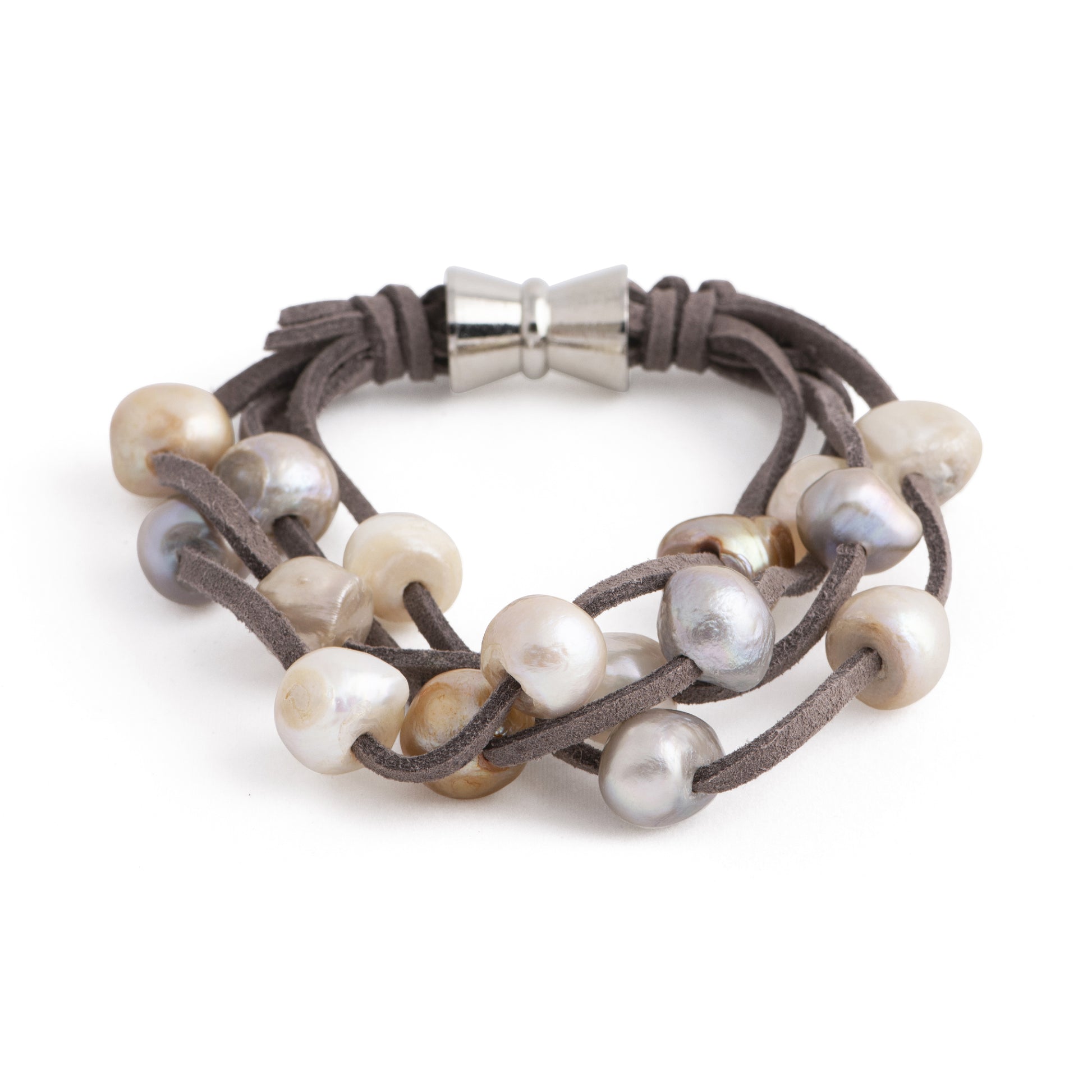 Bengal - Suede multi-layer bracelet with freshwater pearls and magnetic clasp (Dark grey suede, multicolor pearls)