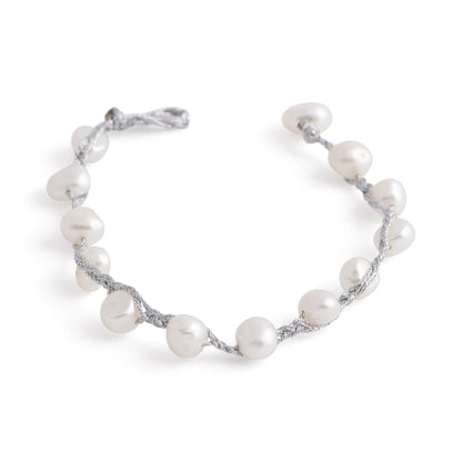 Rhine - String freshwater pearl bracelet (Grey string, white pearls - Clasp, back)