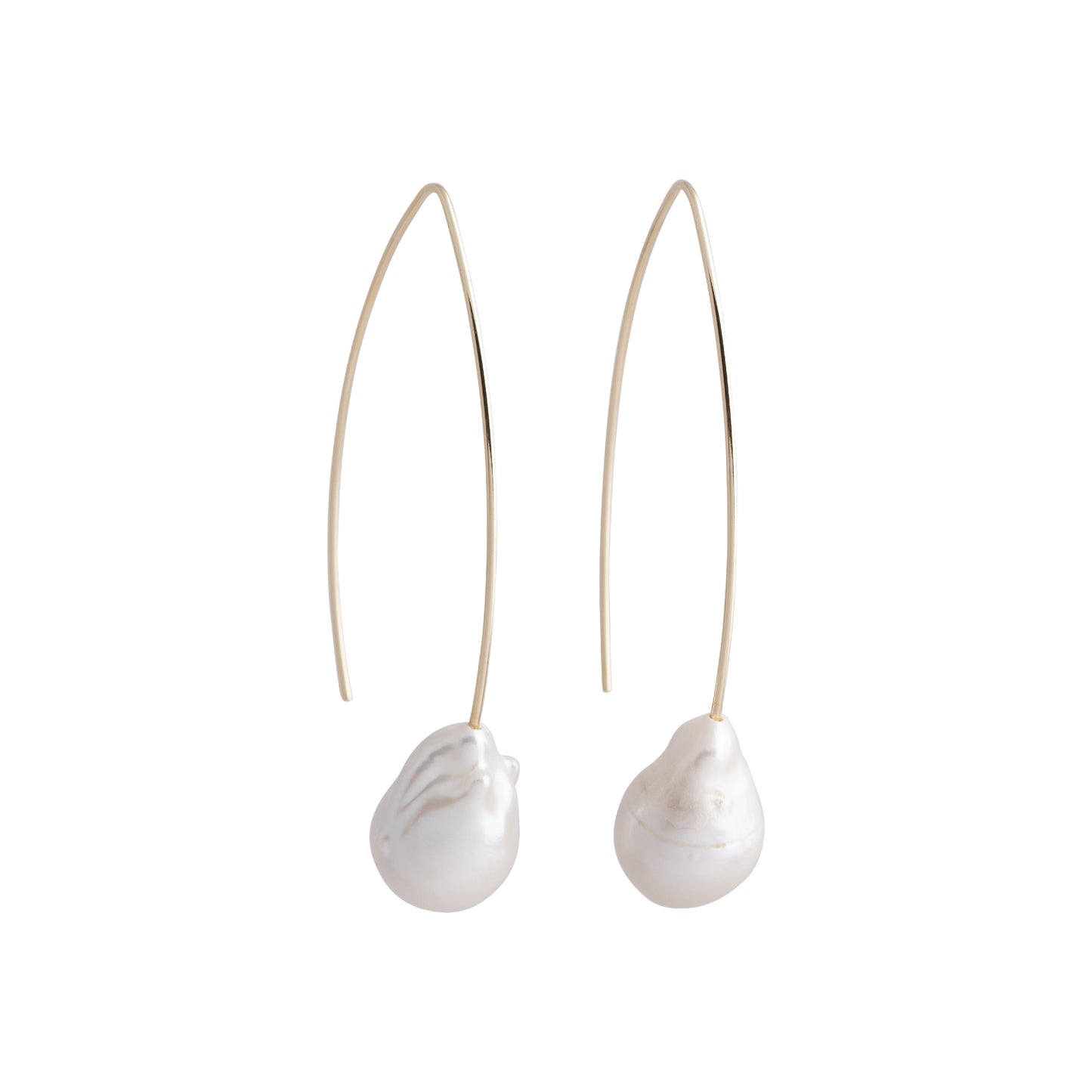 Akoni - Gold-tone baroque pearl earrings (White pearls)