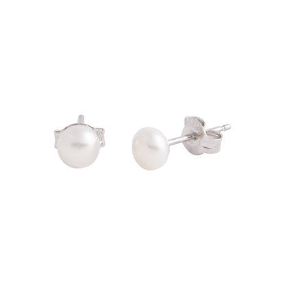 Alika - Small (5mm) pearl nickle-free earrings (White pearls)