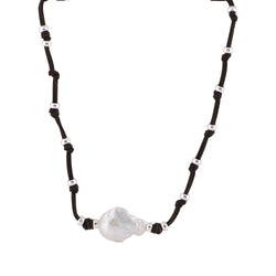 Karla - Suede knotted baroque pearl necklace (Dark brown suede)