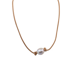 Lorena - Freshwater Pearl Leather Necklace