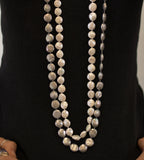 Carmen - Freshwater coin pearl necklace (Lifestyle #3)
