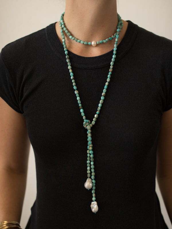 Laurie - Turquoise baroque pearl lariat necklace (Lifestyle)